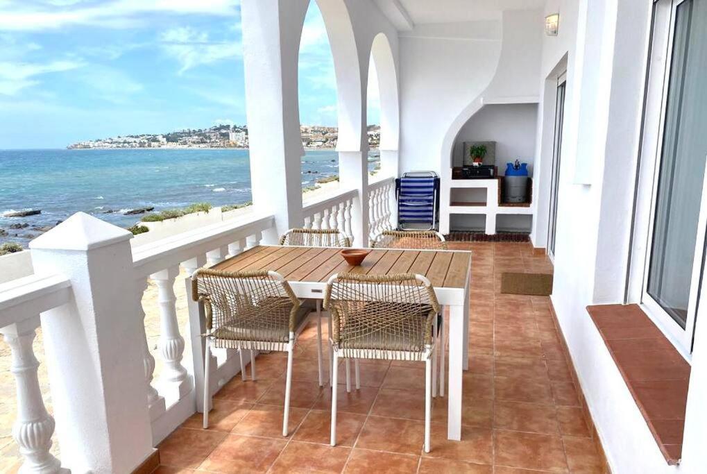 Apartment Primera Linea De Playa Increibles Vistas La Cala De Mijas